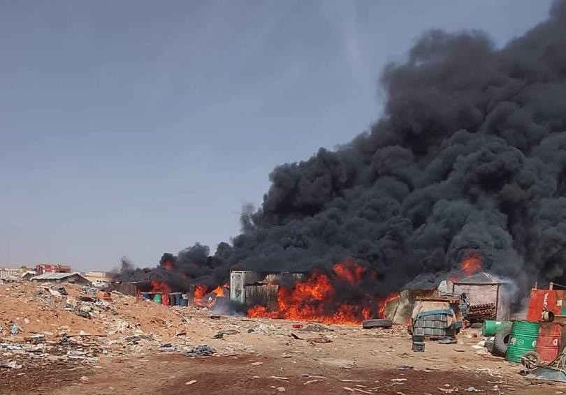 Important incendie sur un marché de carburants à proximité de Zouerate