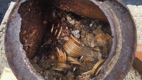 Un citoyen découvre de l’or dans un canari enfoui devant la mairie de Tintane