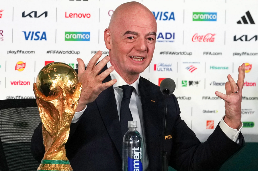 Crise à la Fifa : fragilisé, Gianni Infantino a tenu une réunion au Maroc