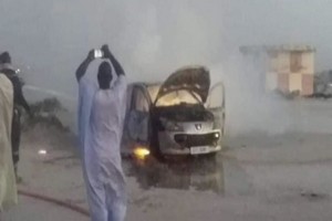 Boycott des produits de la France: ce mauritanien immole sa Peugeot