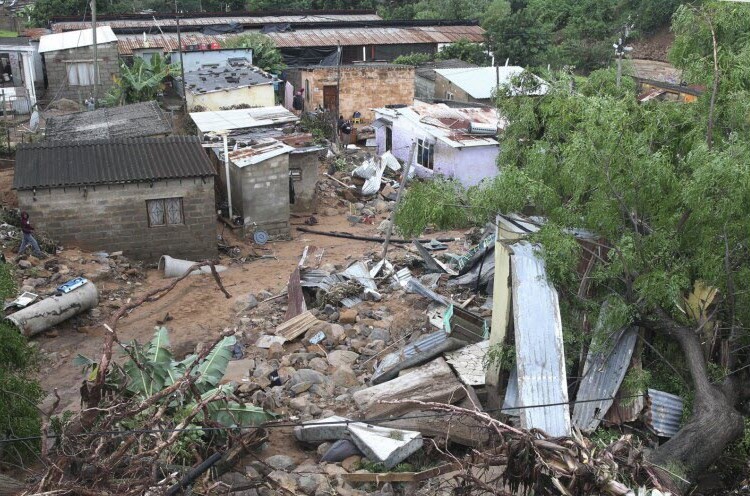 Une soixantaine de morts dans des inondations en Afrique du Sud