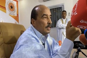 Défense d’Aziz :  Notre client est soumis à un placement isolé arbitraire