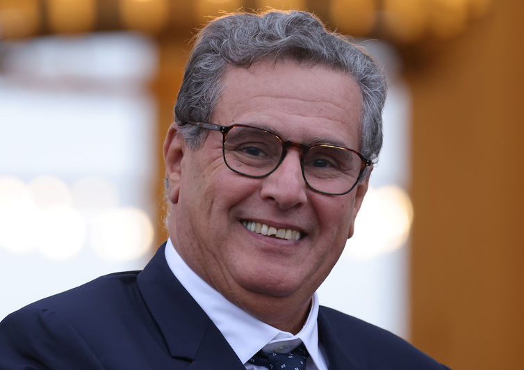 Maroc: sur ordre du roi, le Premier ministre interrompt ses vacances débutées en pleine crise migratoire à Ceuta