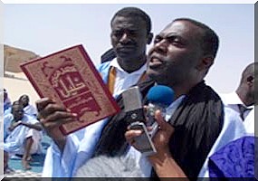 Exploration de la réaction de la société civile mauritanienne face à l’autodafé de trop !