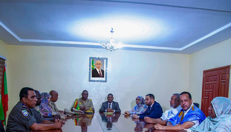 Le ministre délégué auprès du ministre de l’Intérieur inspecte les wilayas de Nouakchott-Nord et Nouakchott-Sud pour examiner les moyens d’améliorer la propreté de la capitale