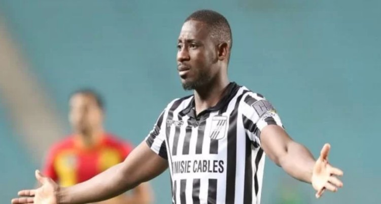 Le Club Sfaxien de Tunisie renouvelle le contrat du mauritanien Ismail Diakité
