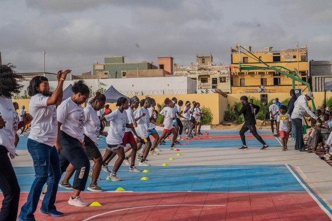 Lancement de « Sebkha Hoops Girls » : le basketball au service de la santé et de l’autonomisation des jeunes filles 