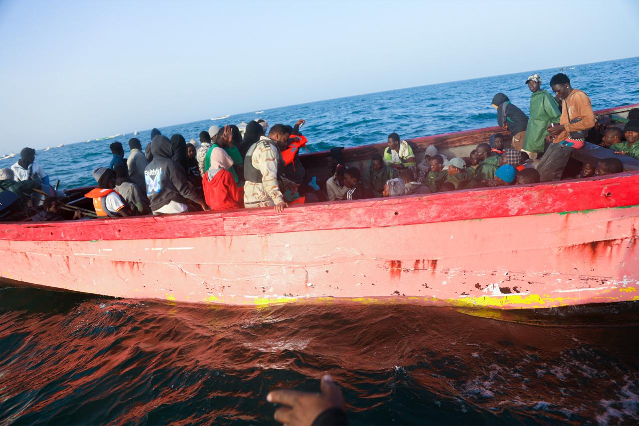 Mauritanie : 110 migrants secourus après la panne du moteur de leur embarcation