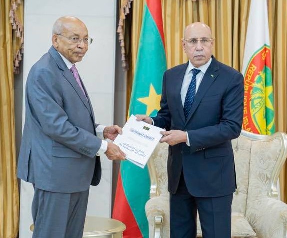 Le coordinateur du dialogue national a remis son rapport au Président de la république 