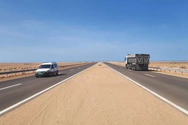 Maroc-Mauritanie: la route Nouakchott-Nouadhibou ouvre un nouvel axe logistique vers le Sud