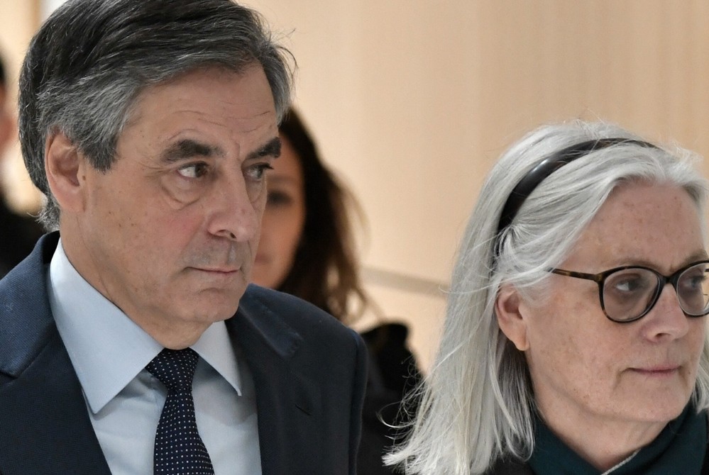 Vidéo. Penelopegate : François Fillon condamné en appel à un an de prison ferme