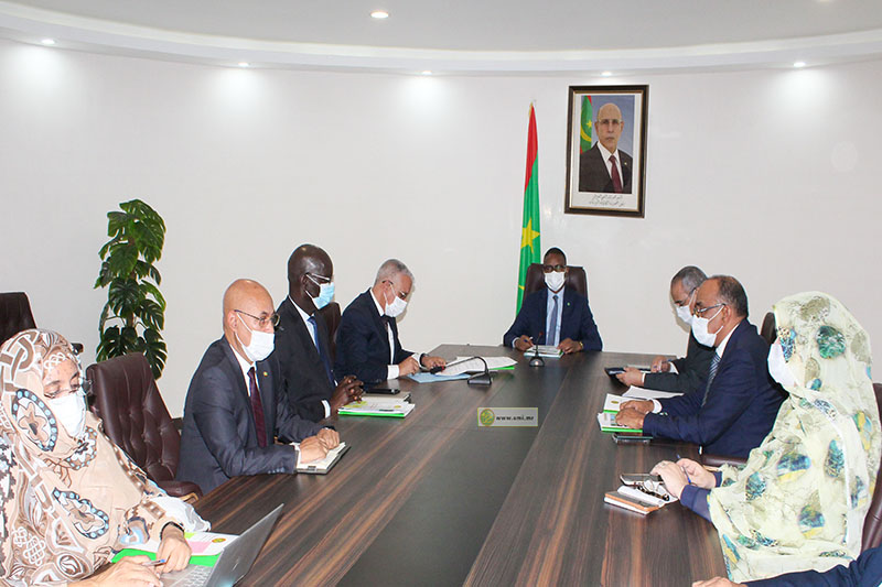 Le premier ministre préside une réunion du Comité ministériel chargé du suivi de la pandémie de Covid 19