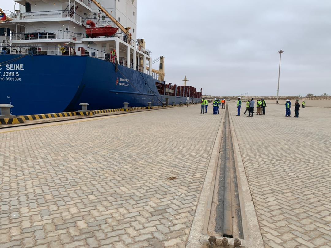 Le gouvernement propose la création de pôles de production pour l’exploitation du gaz dans la zone du port de N’Diago 