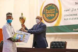 Le Président de la République préside la cérémonie de remise du Prix des sciences de l’année 2021